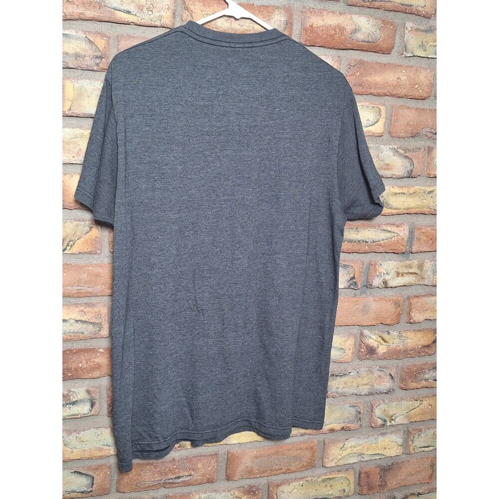 Disney Mickey Mouse Gray Graphic T-Shirt Men’s Large Classic Cartoon Tee - Picture 3 of 6